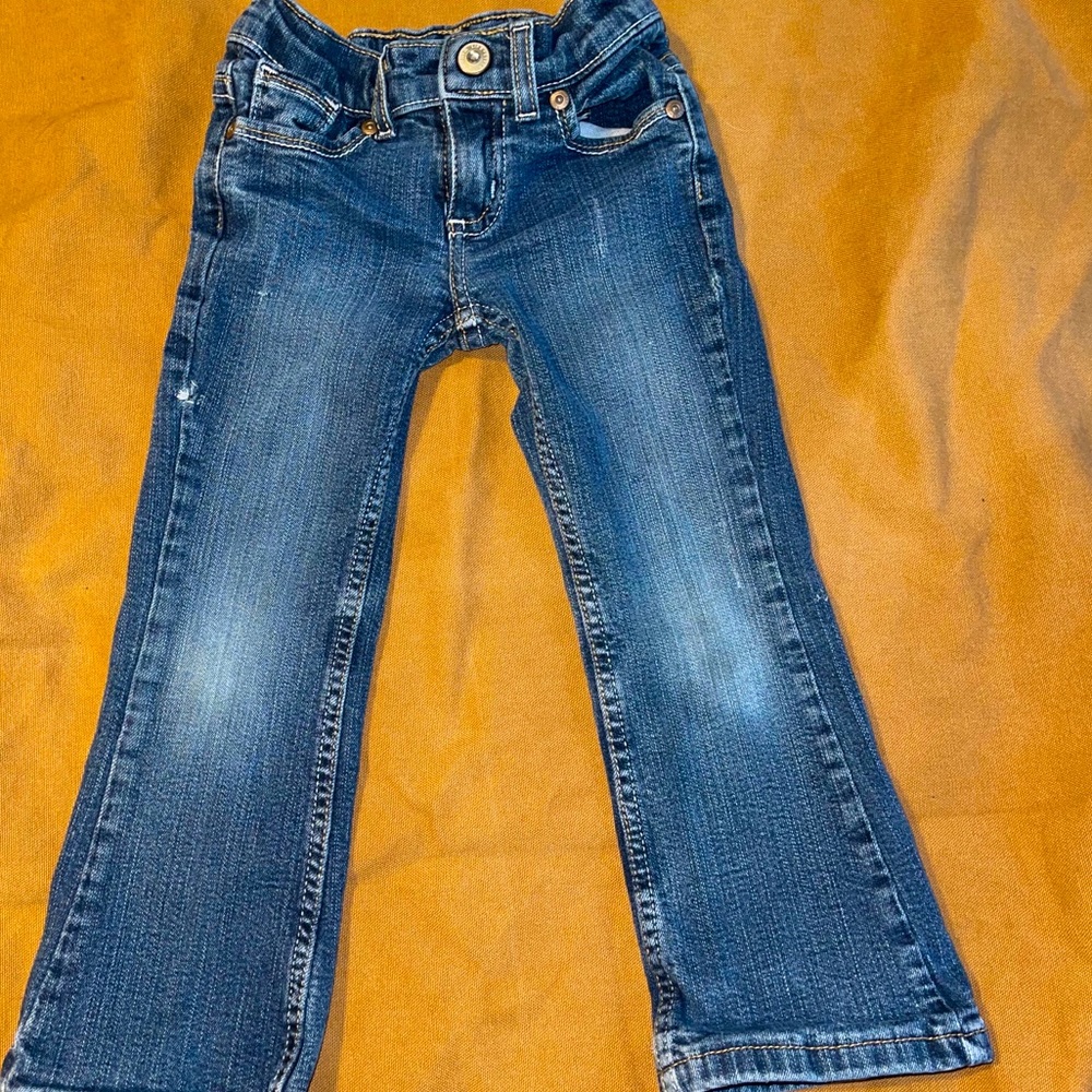 SONOMA jeans size 4. Great condition. 2 for $20